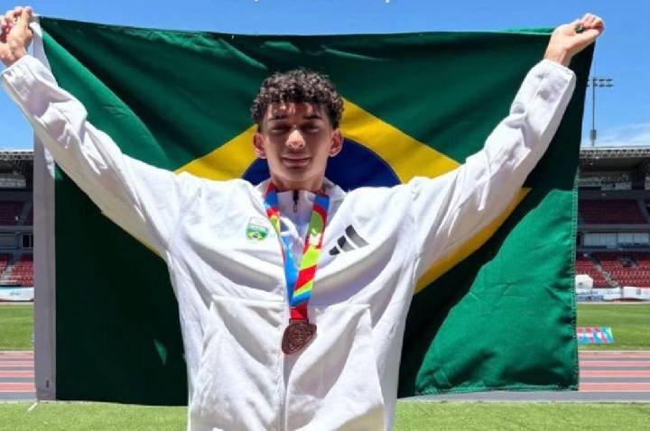 Atleta piauiense conquista bronze no salto triplo do Sul-Americano da Juventude no Panamá