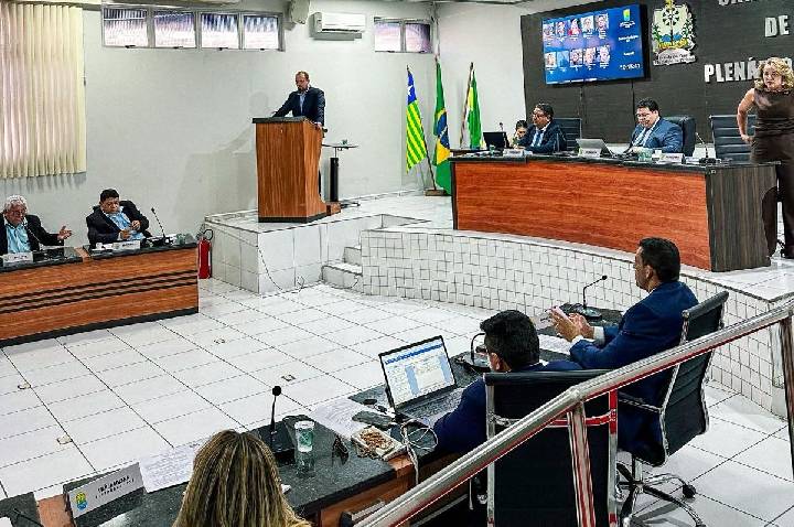 Câmara de Piripiri cobra Águas do Piauí por falhas no abastecimento e exige soluções imediatas