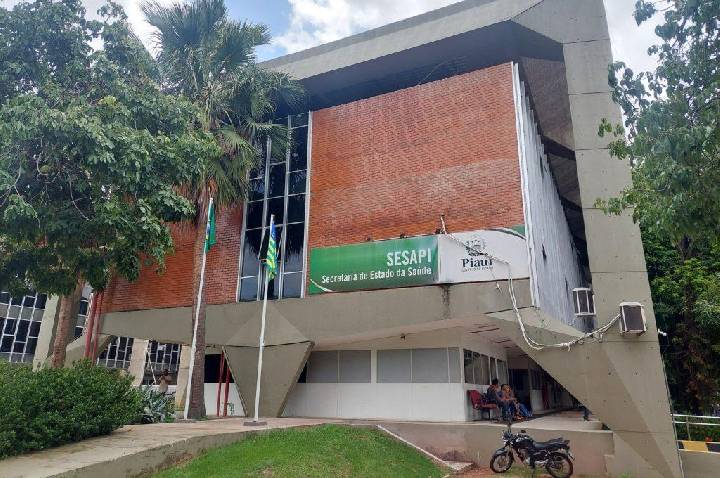 Concurso da Sesapi: 1.000 oportunidades para profissionais da saúde