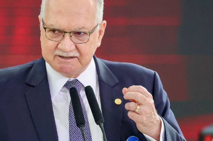 “Estamos imersos em uma crise”, admite presidente do Supremo