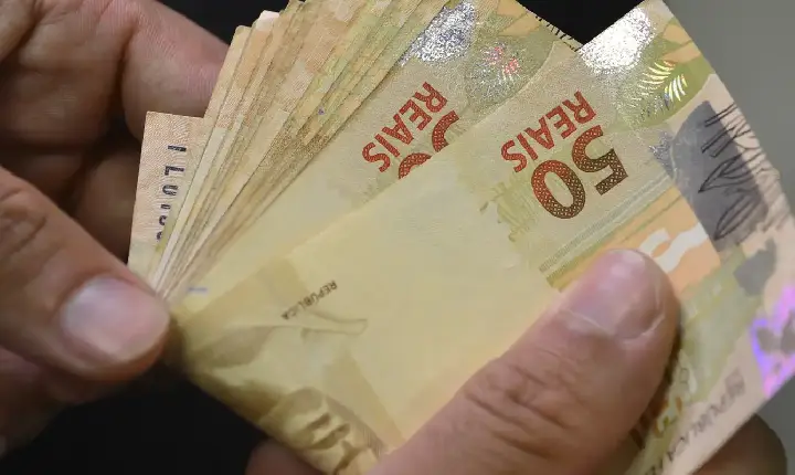 Ministério restringe tarifas e limita custo do crédito consignado