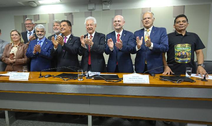 Representação Brasileira do Parlasul aprova acordo Mercosul-UE