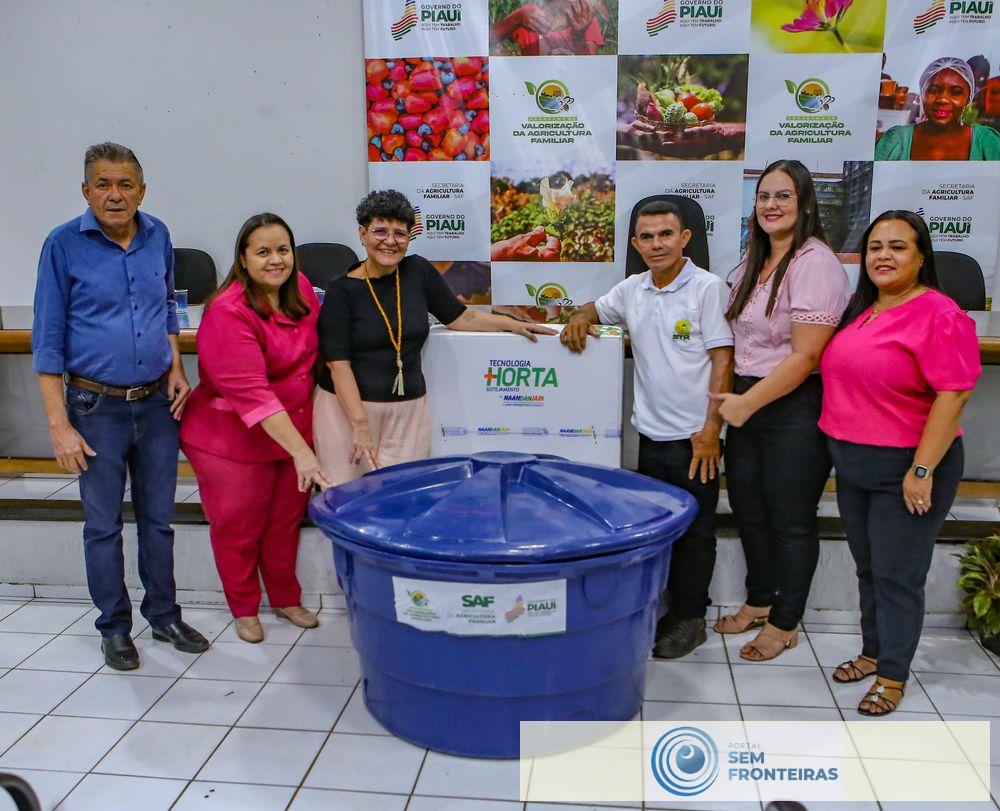 SAF entrega 200 kits de irrigação para agricultores familiares de 36 municípios do Piauí