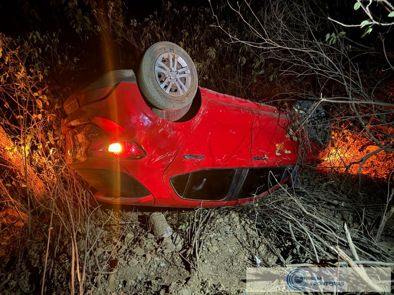 Fotógrafo piripiriense sofre acidente de carro na PI-327