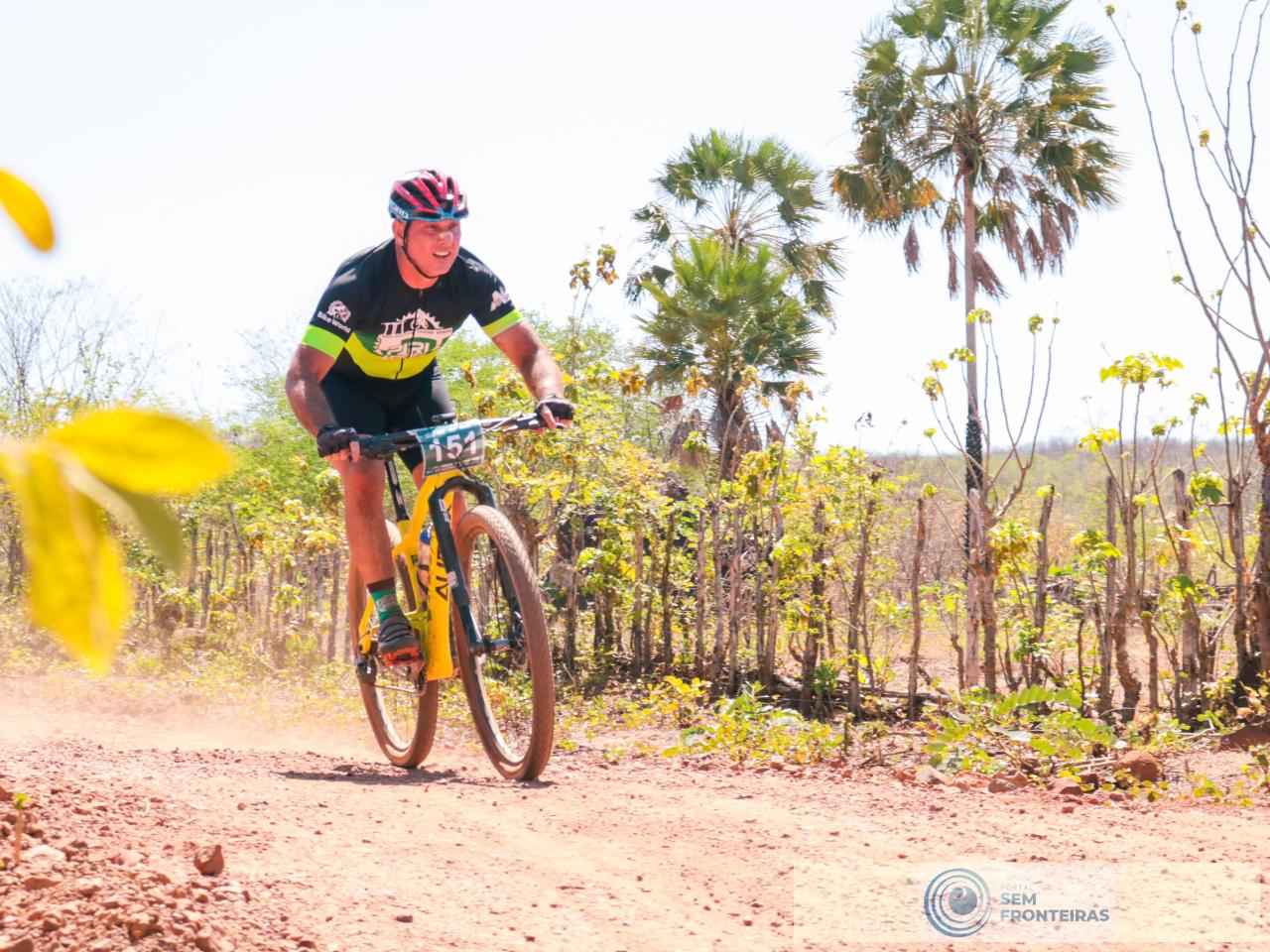 Competidores enfrentam desafios no primeiro dia da competição do Caldeirão Ride 2024