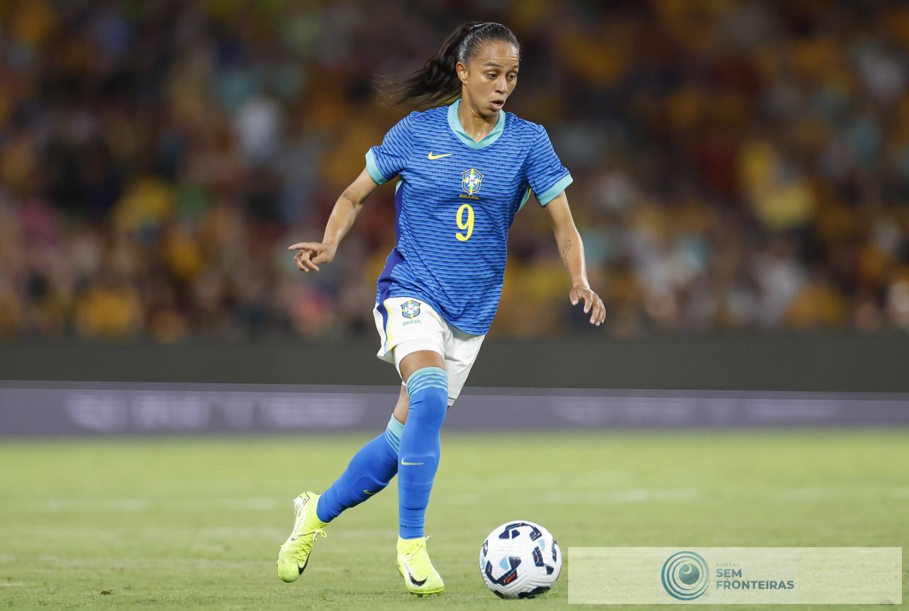 Adriana, estrela piauiense, é indicada ao prêmio de melhor atacante da FIFA