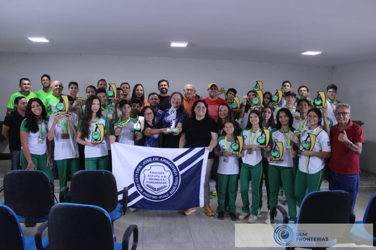 Prefeitura de Piripiri premia campeãs do JEPIR 2024 