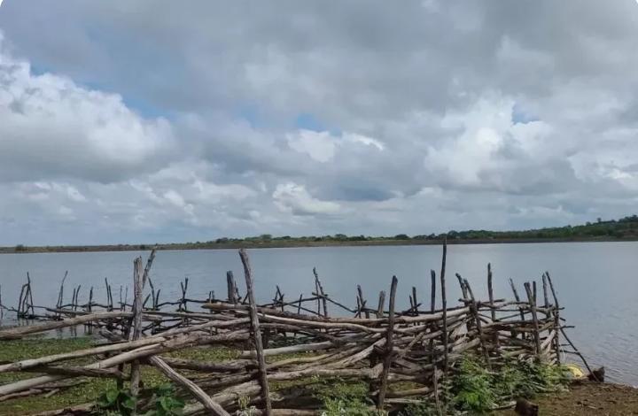 Homem vende lotes ilegalmente em Área de Preservação na barragem de Campo Maior