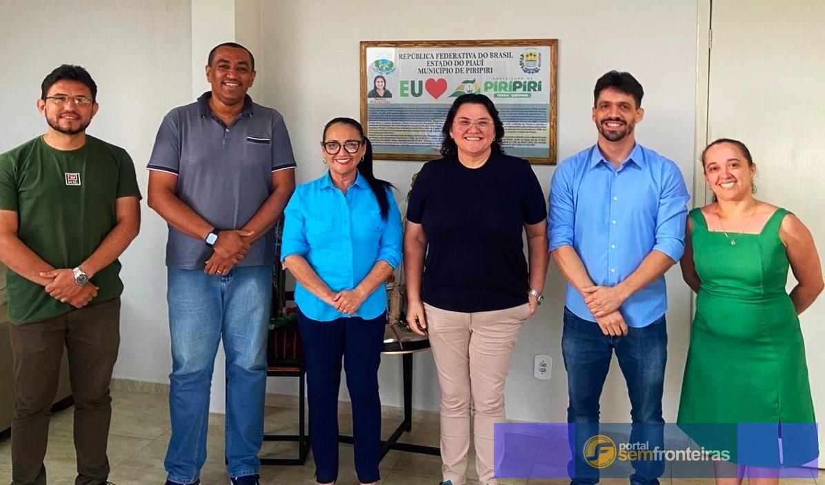 Prefeitura de Piripiri paga abono salarial do Fundeb para profissionais da Educação Municipal