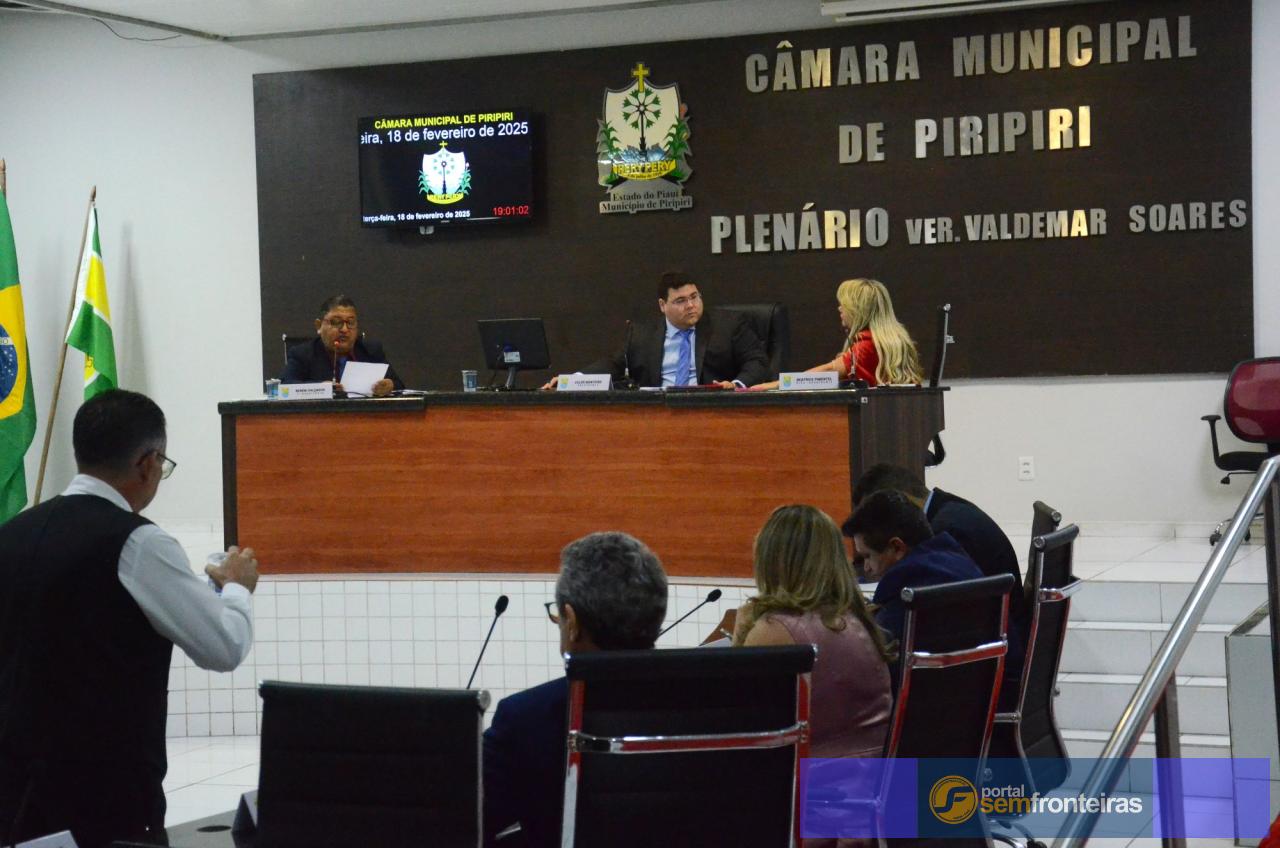 Câmara de Vereadores de Piripiri realiza primeira sessão ordinária da nova legislatura