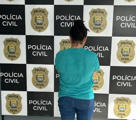 Mulher é presa em Esperantina por fraudar empréstimos em nome de idosos