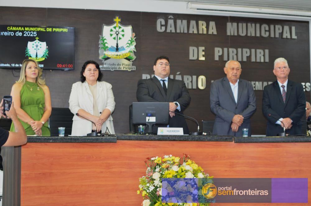Prefeita Jôve Oliveira destaca conquistas e avanços na abertura do Ano Legislativo 2025 em Piripiri