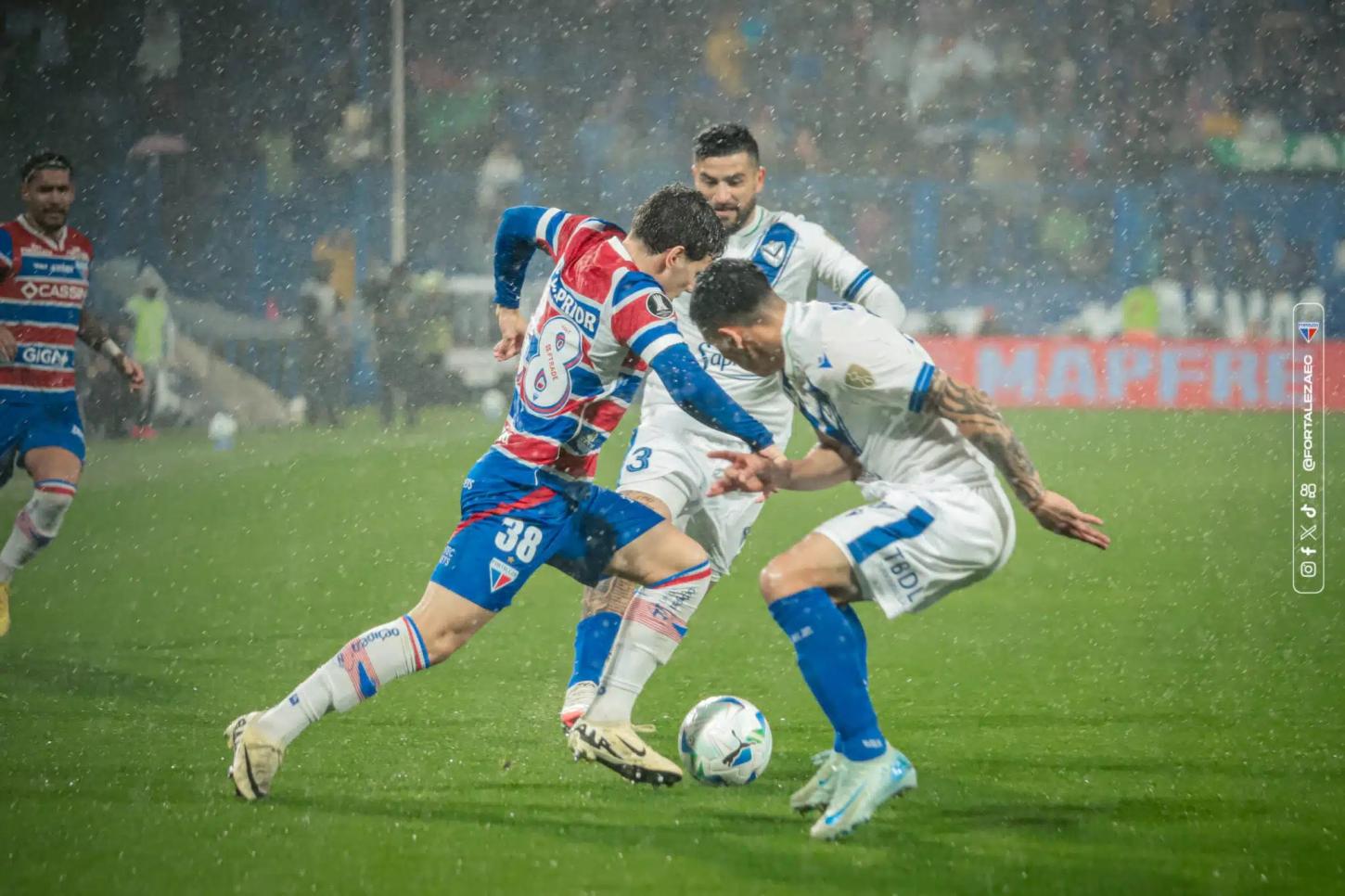 Fortaleza é eliminado da Libertadores após derrota para o Vélez na Argentina