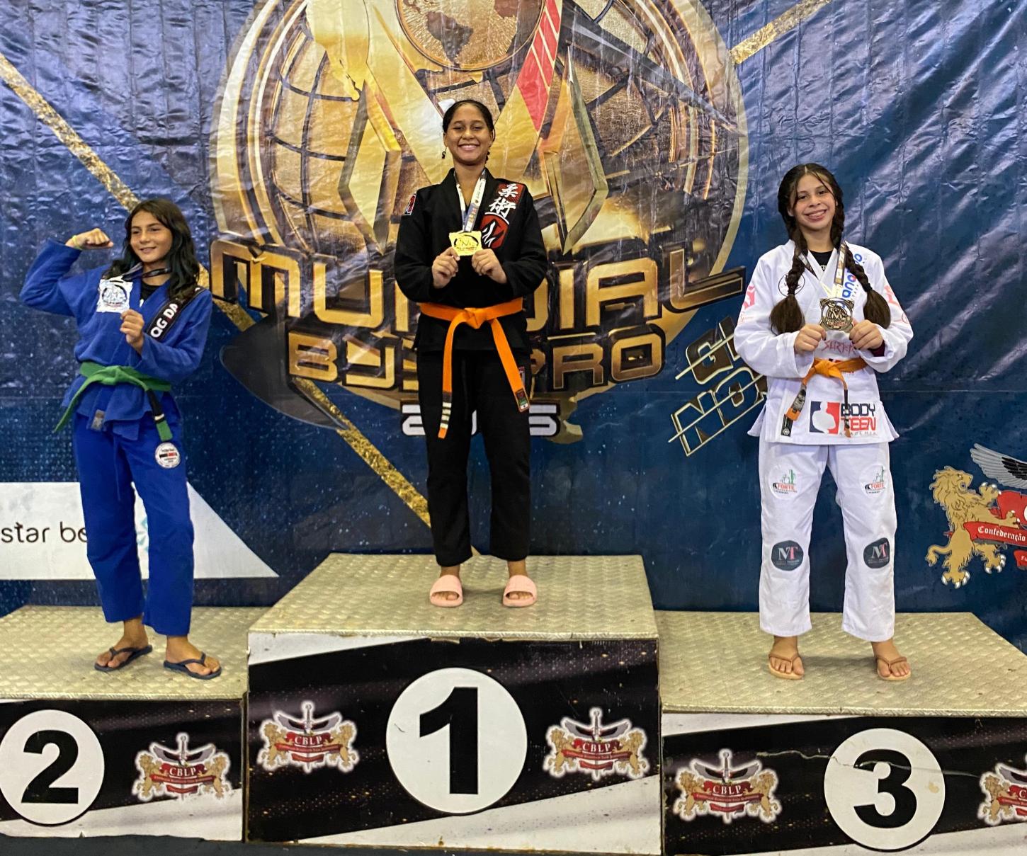 Projeto QG de Piripiri conquista medalhas em torneios regionais e mundial de jiu-jitsu