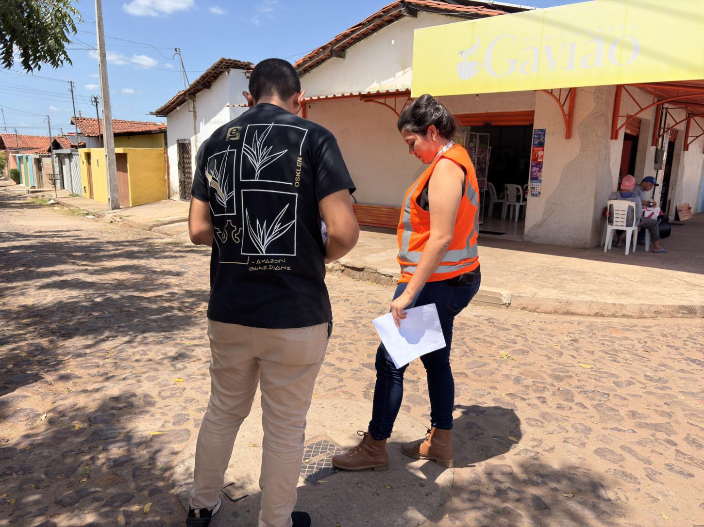 Agrespi investiga extravasamento de rede de esgoto em Piripiri e cobra solução no bairro Germano