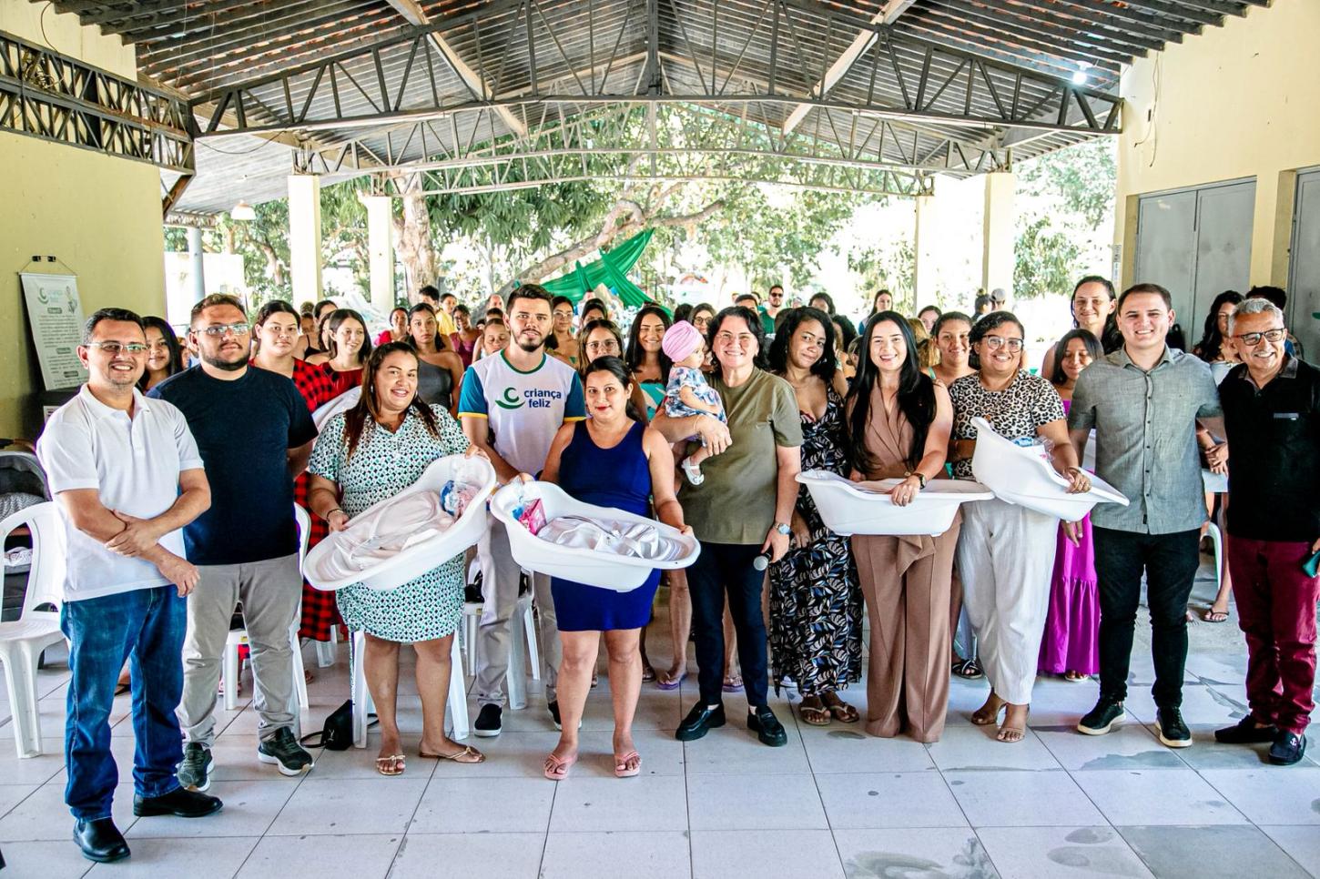 Prefeitura de Piripiri encerra a Semana do Bebê com grande ação social  