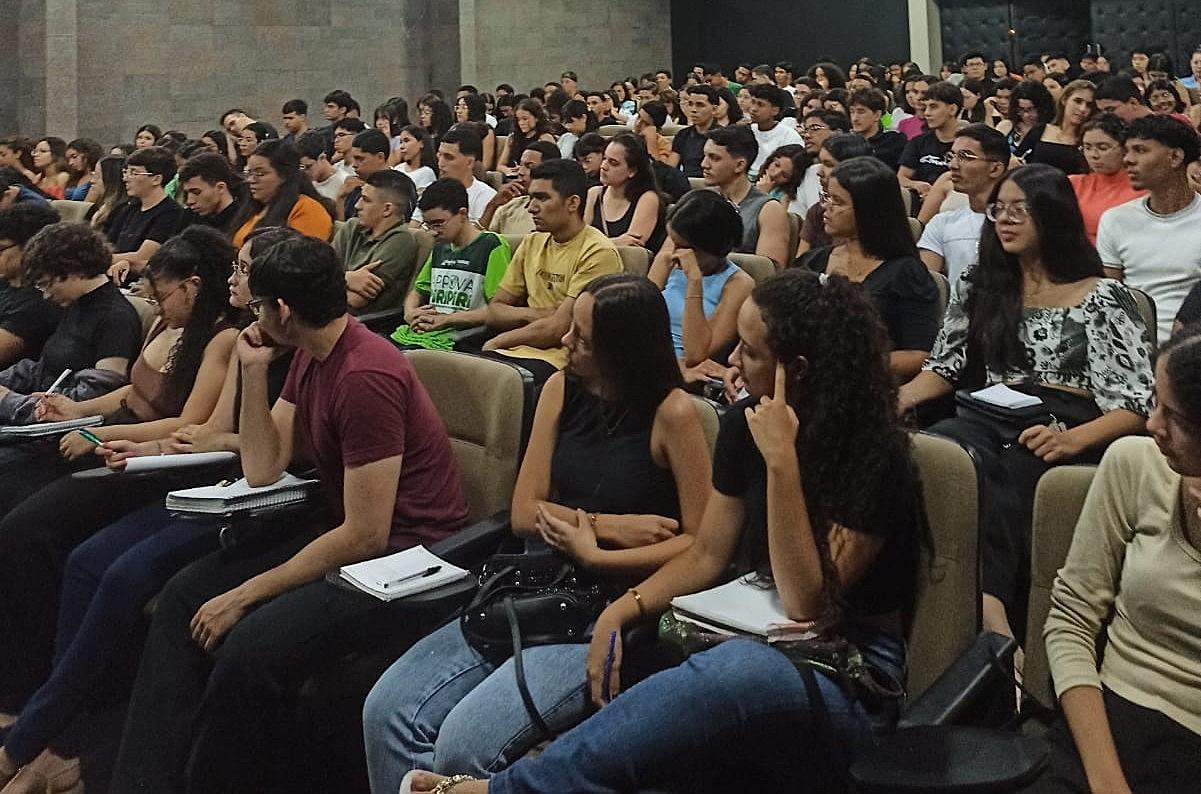 SEDUC de Piripiri dá início ao 5º ano de aulões preparatórios para o Enem