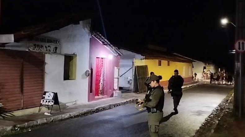 Mulher é assassinada a tiros em Pedro II e sobrinho fica ferido durante ataque em bar