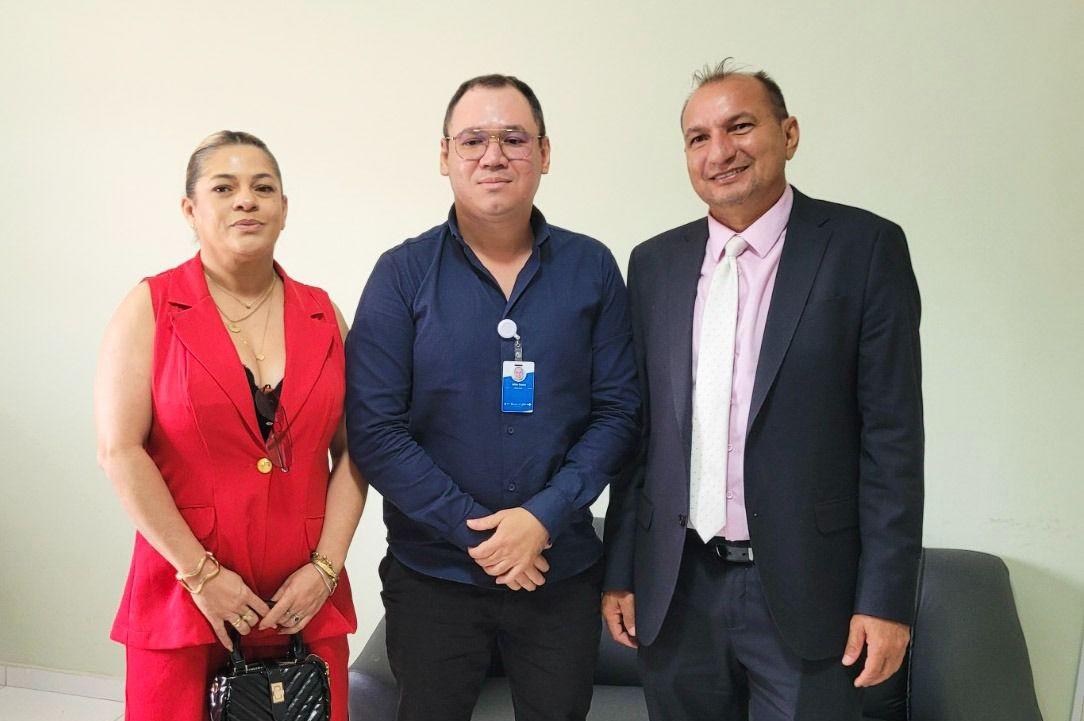 HRCR recebe visita de vereadores de Piripiri para diálogo institucional