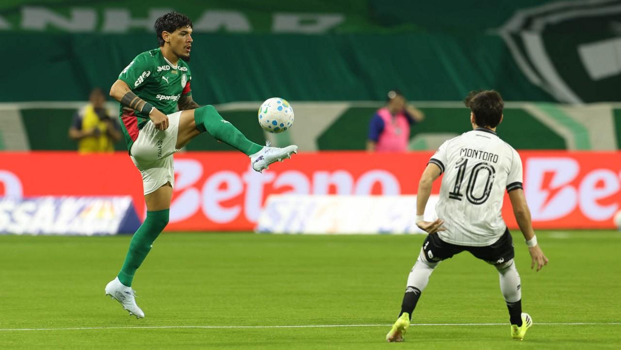 Palmeiras reassume liderança e Vasco vence clássico em rodada eletrizante do Brasileirão