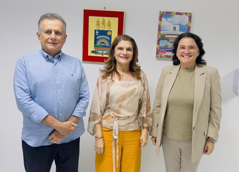 Prefeita Jôve Oliveira fortalece articulação para implantação de campus da UFPI em Piripiri
