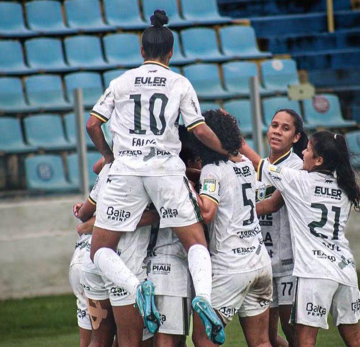 Liga São João/Piripiri faz história e avança na Copa do Brasil Feminina