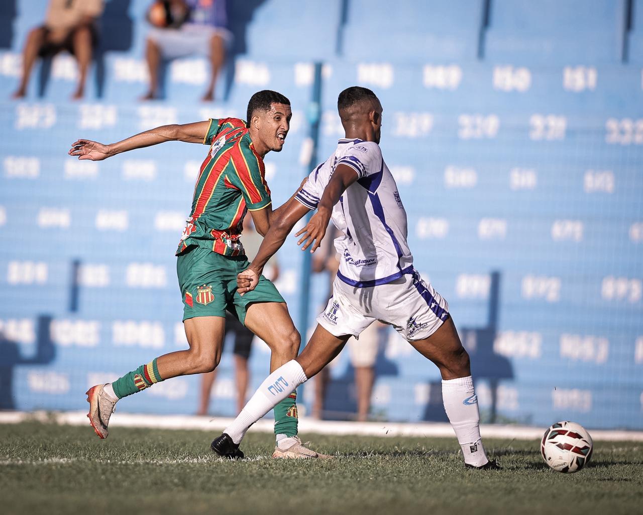 Parnahyba encerra jejum e respira na Série D