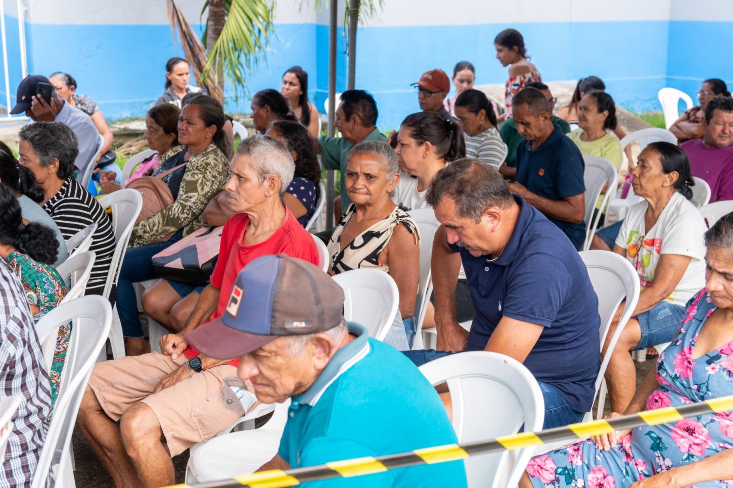 Um grande número de pessoas participou do projeto.
