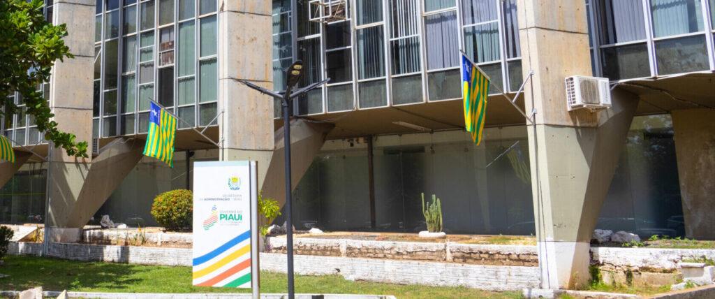Governo do Piauí define banca organizadora do concurso público unificado  