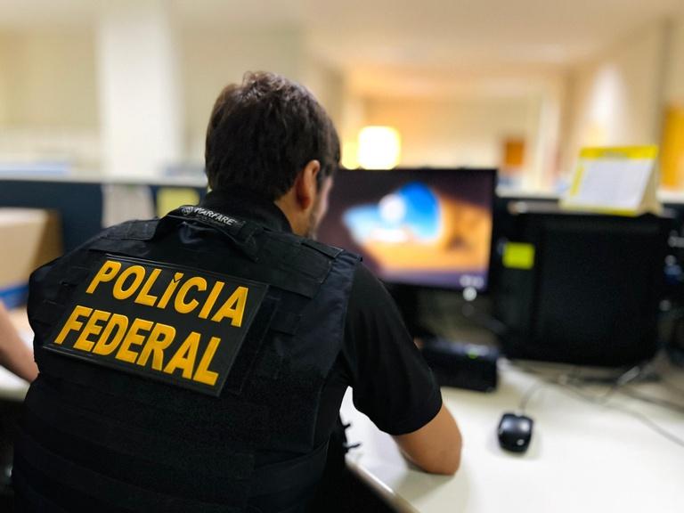 Polícia Federal cumpre mandados em endereços ligados a Ciro Nogueira na 5ª fase da Operação Compliance Zero