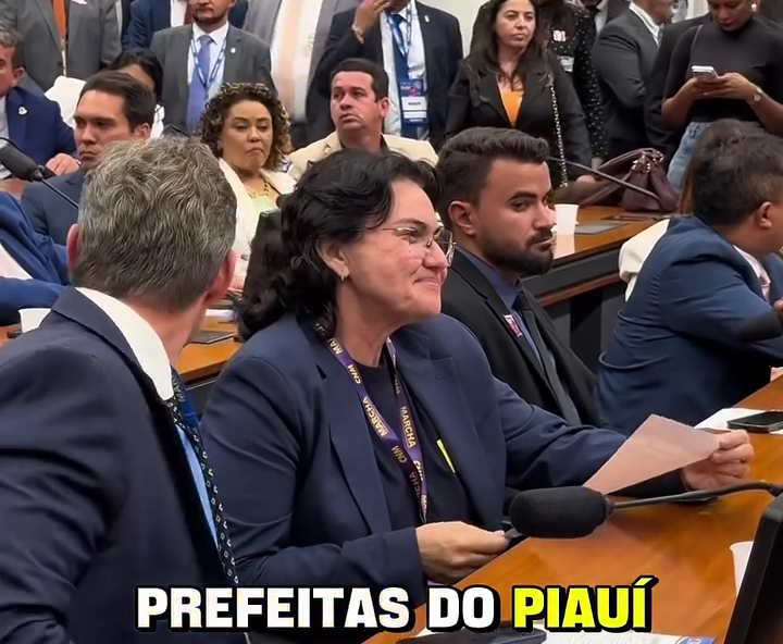 Prefeita de Piripiri participa da Marcha dos Municípios em Brasília e defende pautas estratégicas para os municípios