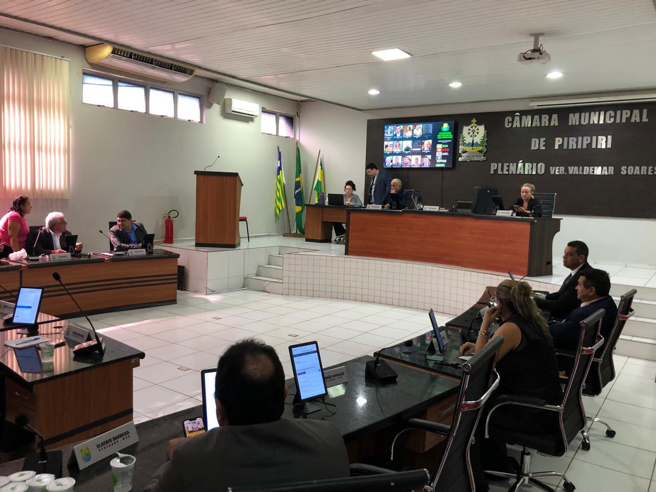 Prefeitura apresenta Projeto da LDO 2027 à Câmara de Piripiri