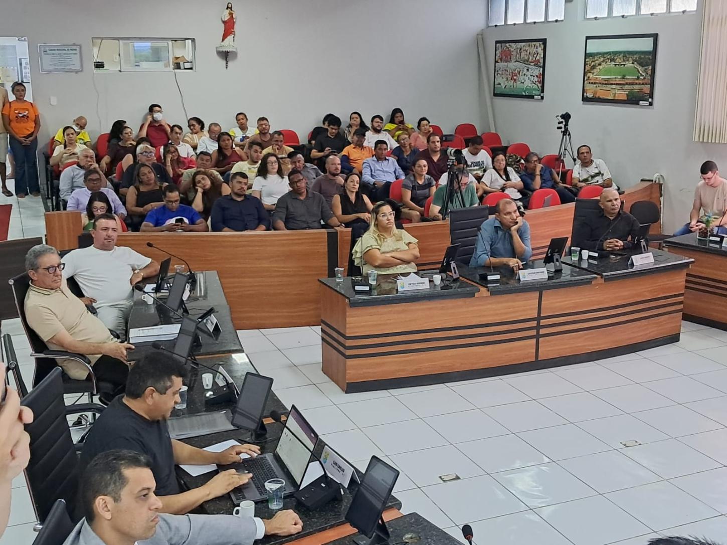 Audiência Pública cobra soluções para mau cheiro da ETE em Piripiri