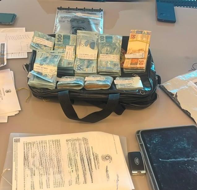 Polícia Federal cumpre mandados em escritório de contabilidade no Piauí em apreende dinheiro em espécie