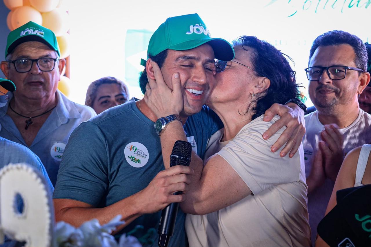 Aniversário de 49 anos da prefeita Jôve Oliveira