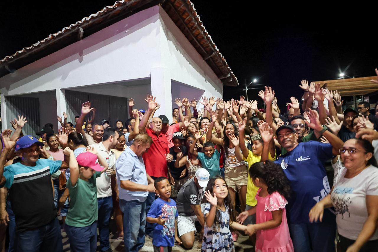 Piripiri entrega obras de infraestrutura e segurança no Residencial Petecas