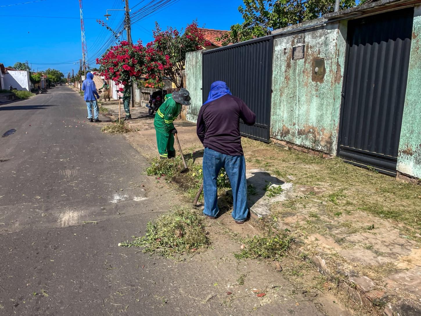Prefeitura inicia Mutirão da Limpeza e contempla todas as ruas do bairro Vista Alegre