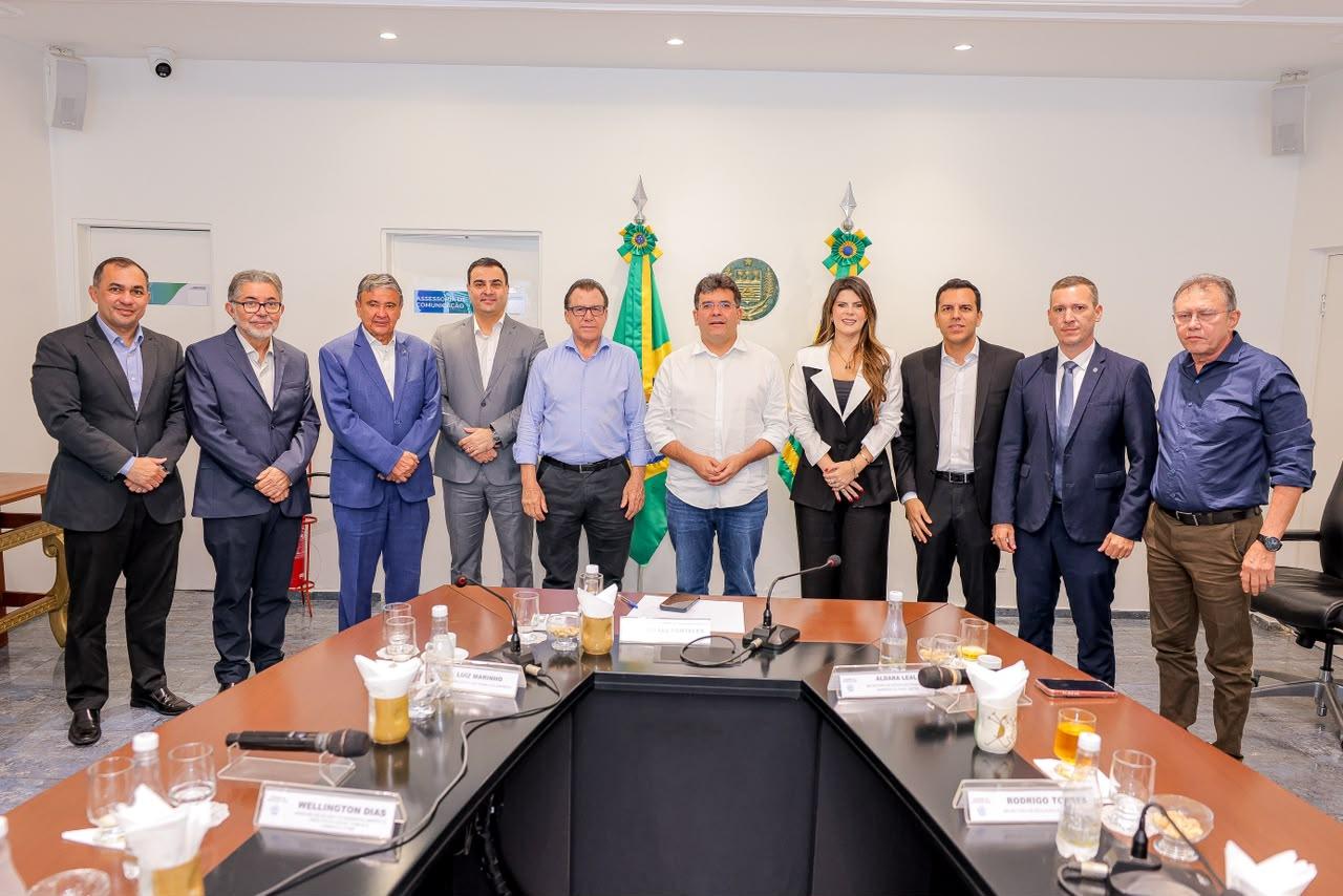 Rafael Fonteles reúne ministros e discute ações para agricultura familiar, emprego e desenvolvimento social