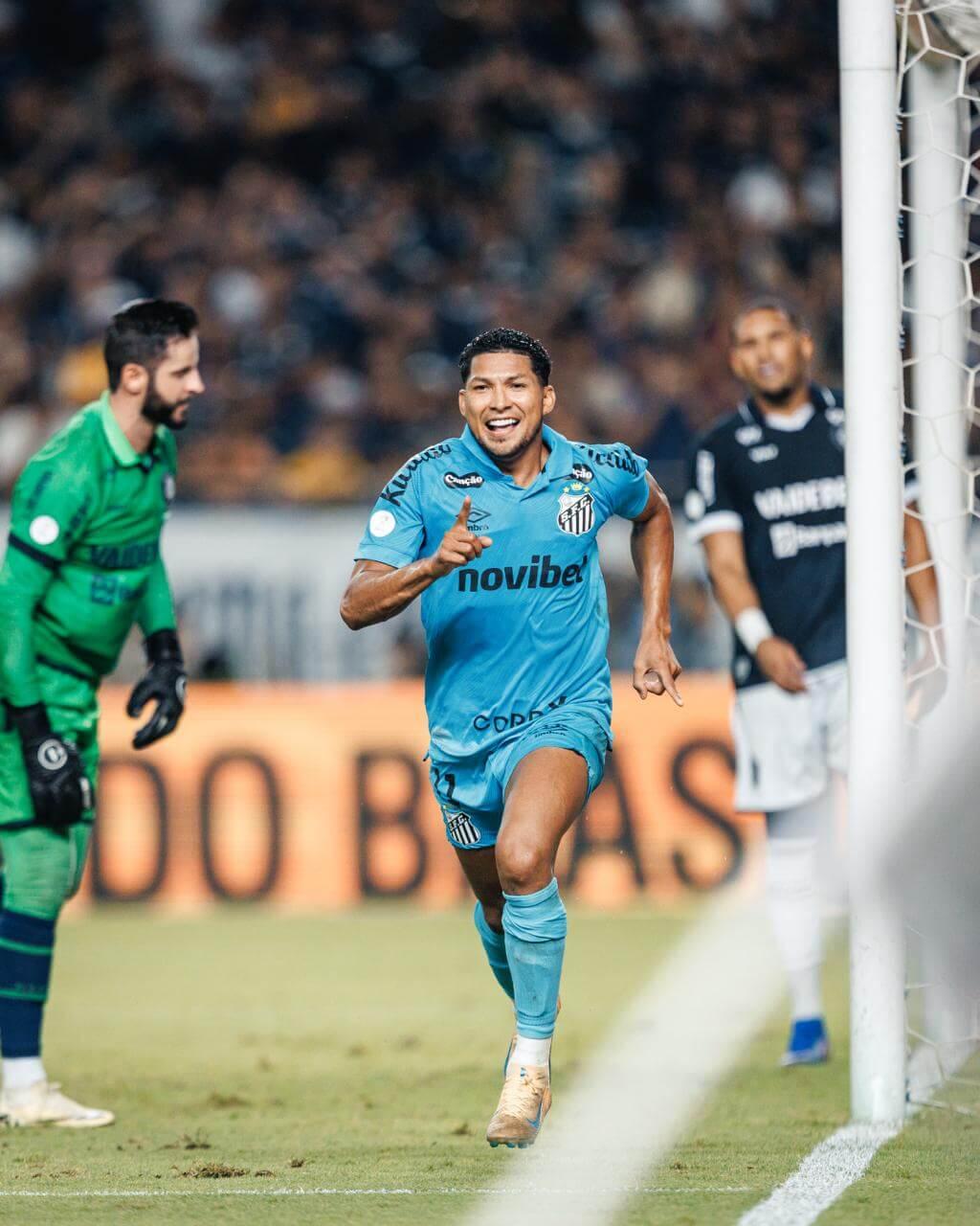 Santos vence o Remo, avança às quartas de final da Copa do Brasil
