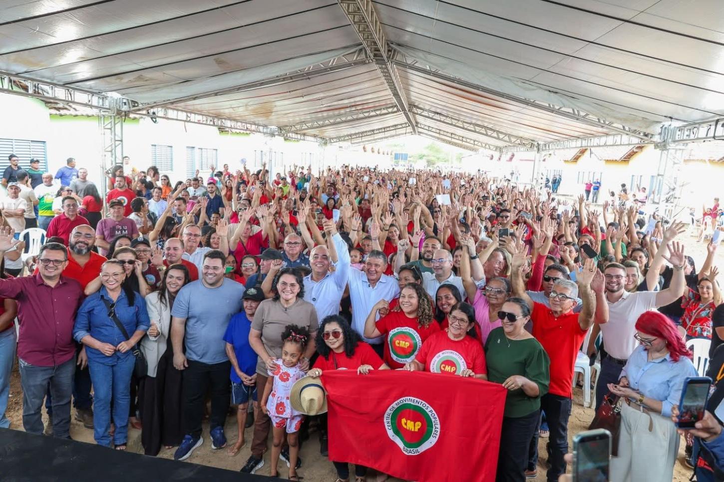 Entrega de 236 novas moradias transforma a vida de famílias em Piripiri