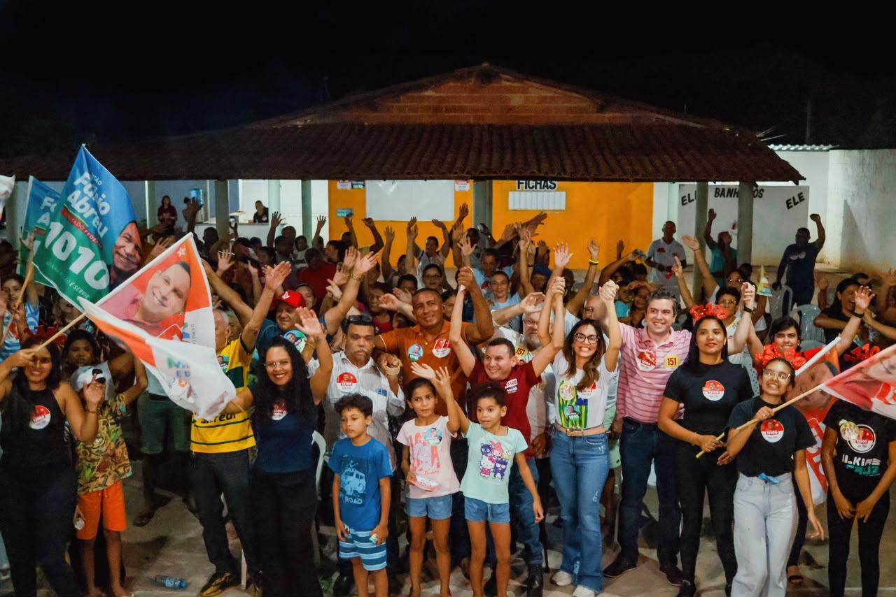 Mauro Eduardo vem cumprindo agendas em Teresina e em municípios do interior para apresentar propostas e ouvir demandas da população. Foto: MatheusOliver/Divulgação