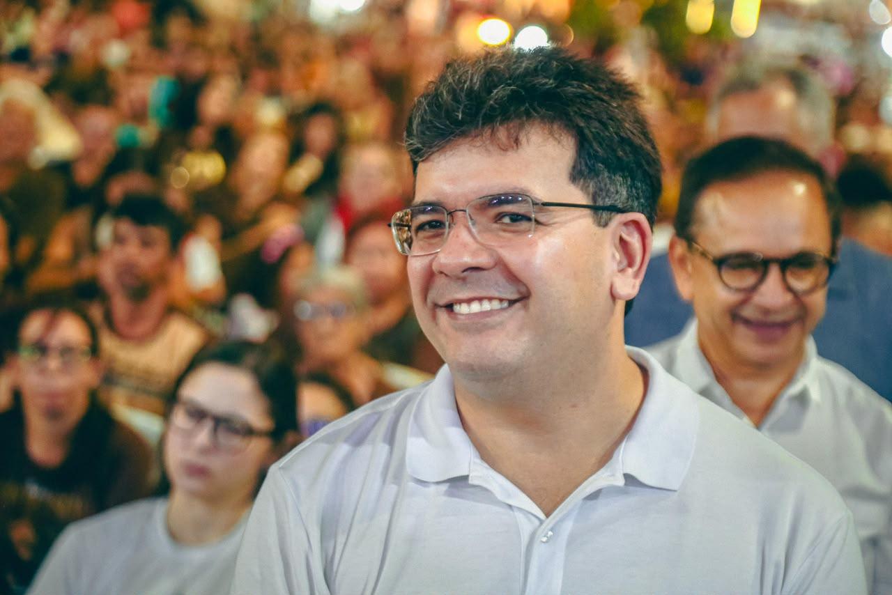 A um dia da eleição, Rafael Fonteles lidera com 72,4% dos votos válidos, aponta pesquisa do Instituto GP1