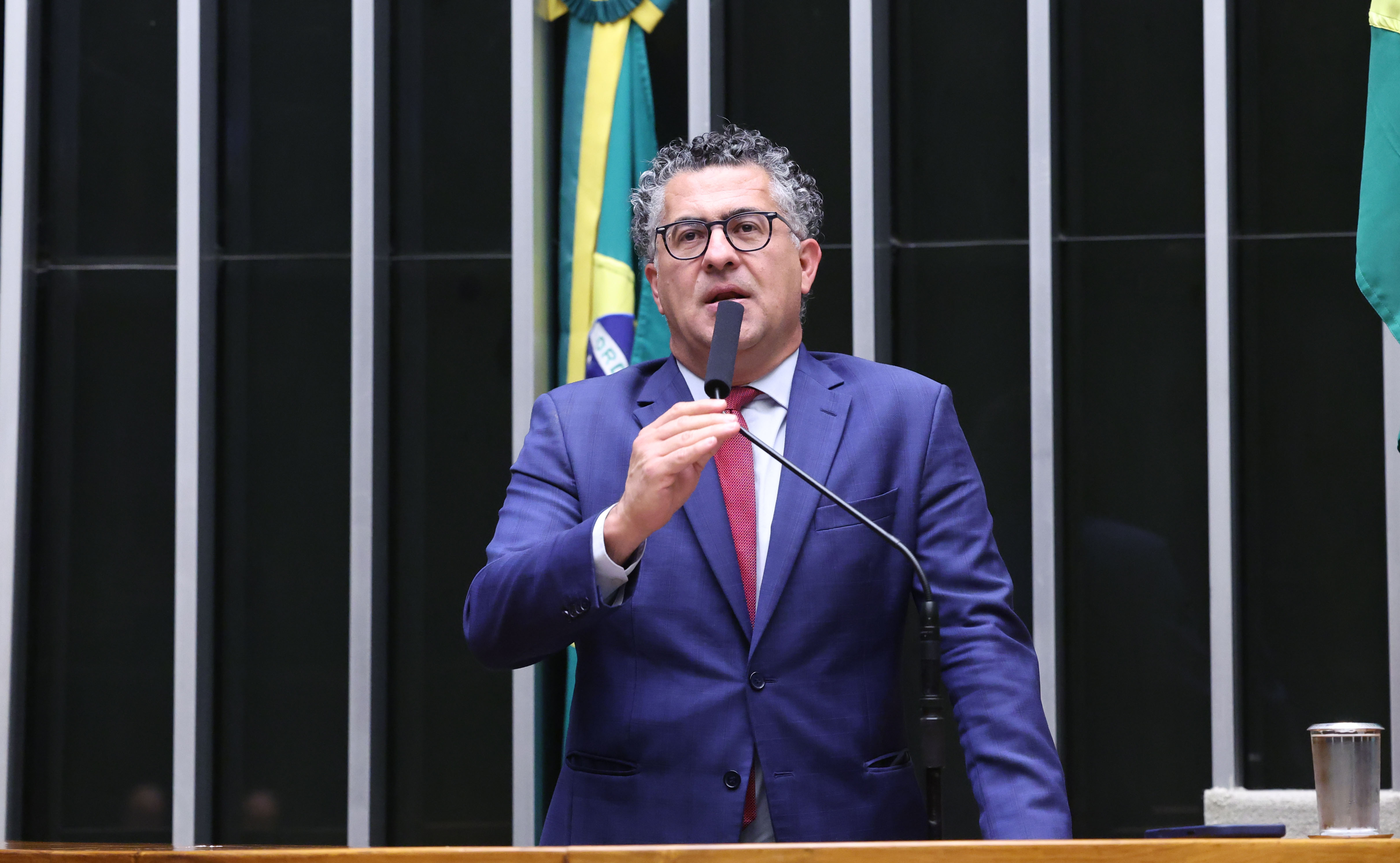 Projeto exige campanha informativa 90 dias antes de cobrança de pedágio em rodovia federal