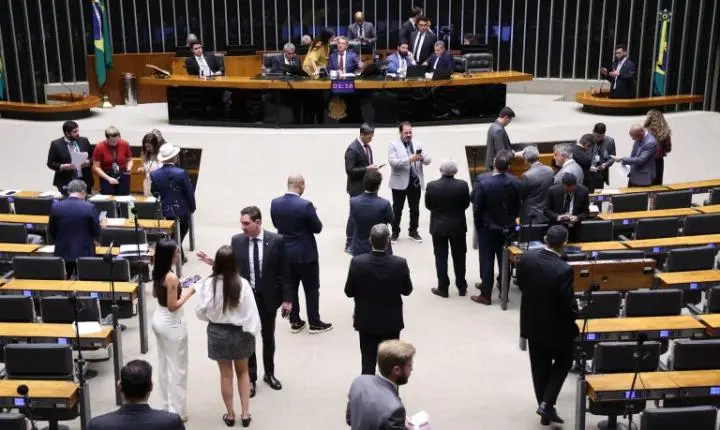 Câmara aprova convenção da OIT sobre segurança e saúde no trabalho; texto vai ao Senado
