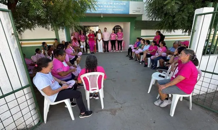 Caminhada do Outubro Rosa reúne mulheres em Piripiri e reforça cuidados com a saúde