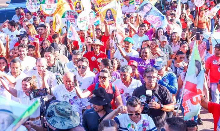 Com apoio de diferentes partidos, Rafael Fonteles reúne população em caminhada em Batalha
