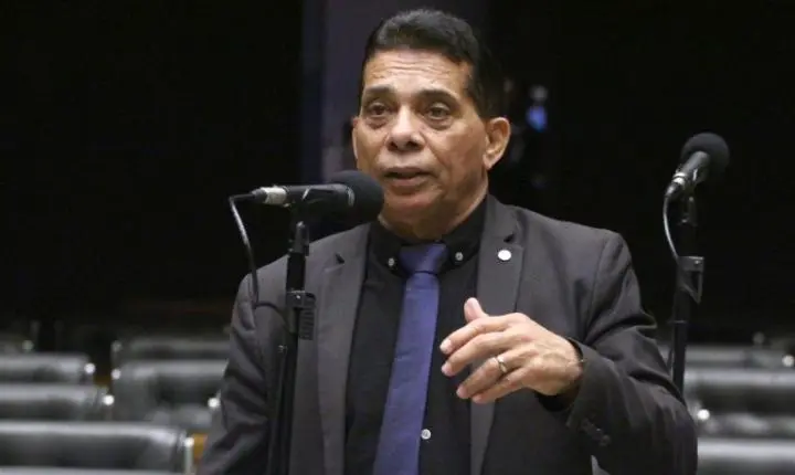 Comissão aprova projeto que amplia possibilidades de embarque armado para agentes de segurança pública