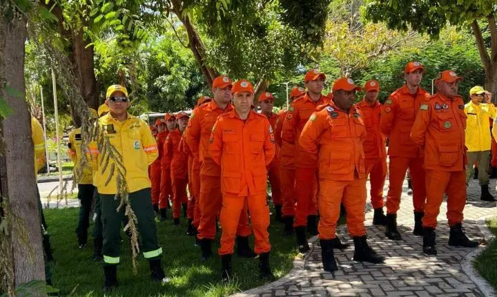 Corpo de Bombeiros entrega oito grupamentos e subgrupamentos no interior do Piauí