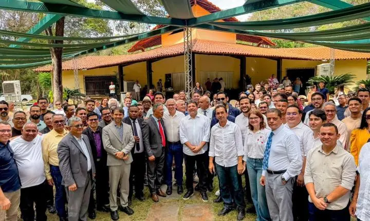 Em encontro com lideranças evangélicas, Rafael Fonteles reafirma compromisso com valores cristãos e ações sociais