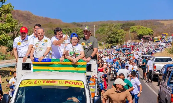 Em Pedro II, Rafael Fonteles promete transformar vocação em turismo em mais emprego e renda